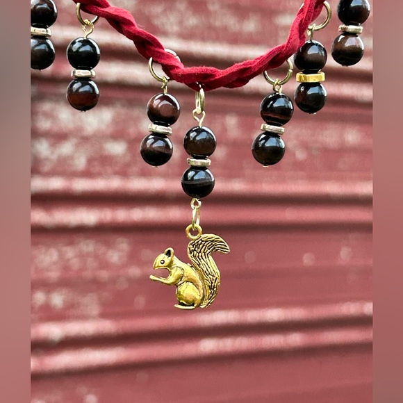 Faux Suede Tigerβs Eye Choker w/ gold Squirrel Charm - Picture 3 of 8